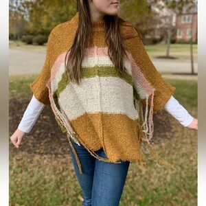 EUC - Anthropologie “By Together” Bohemian Desert Clay Poncho - Size M/L